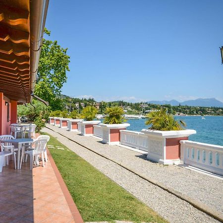 Villa Garuti Village Padenghe sul Garda Esterno foto