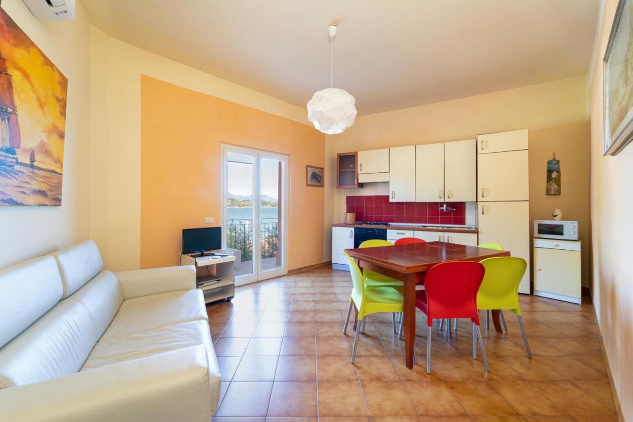 Villa Garuti Village Padenghe sul Garda Esterno foto