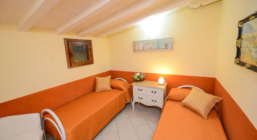 Villa Garuti Village Padenghe sul Garda Camera foto