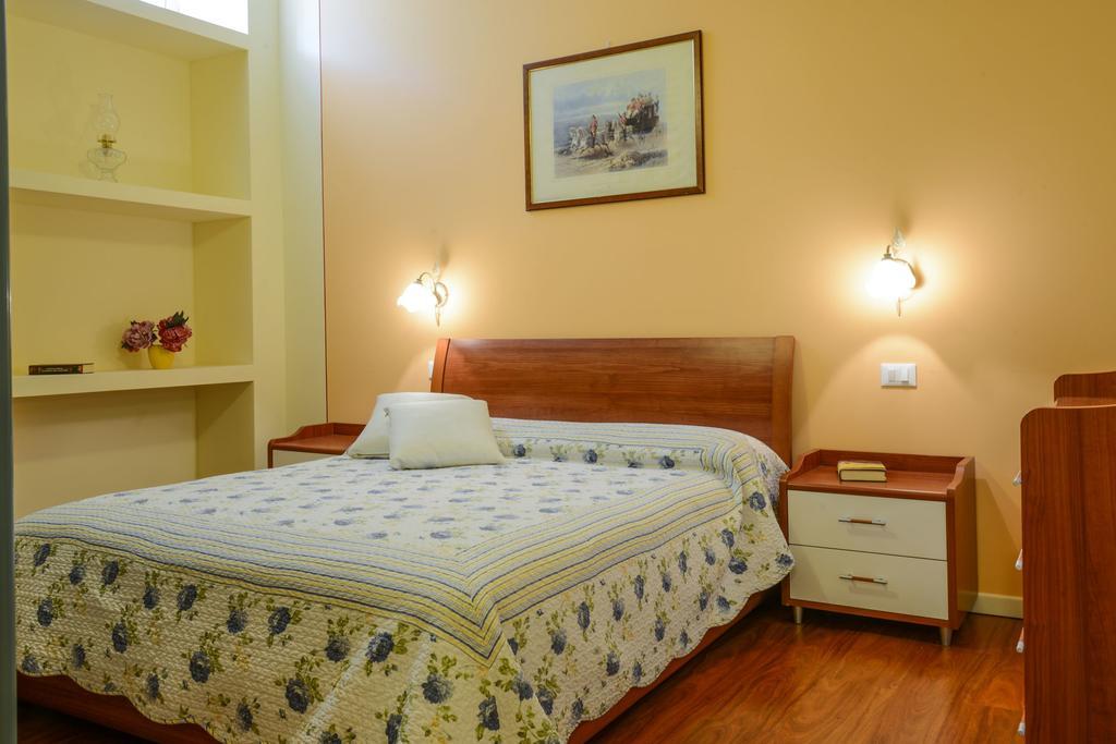 Villa Garuti Village Padenghe sul Garda Esterno foto