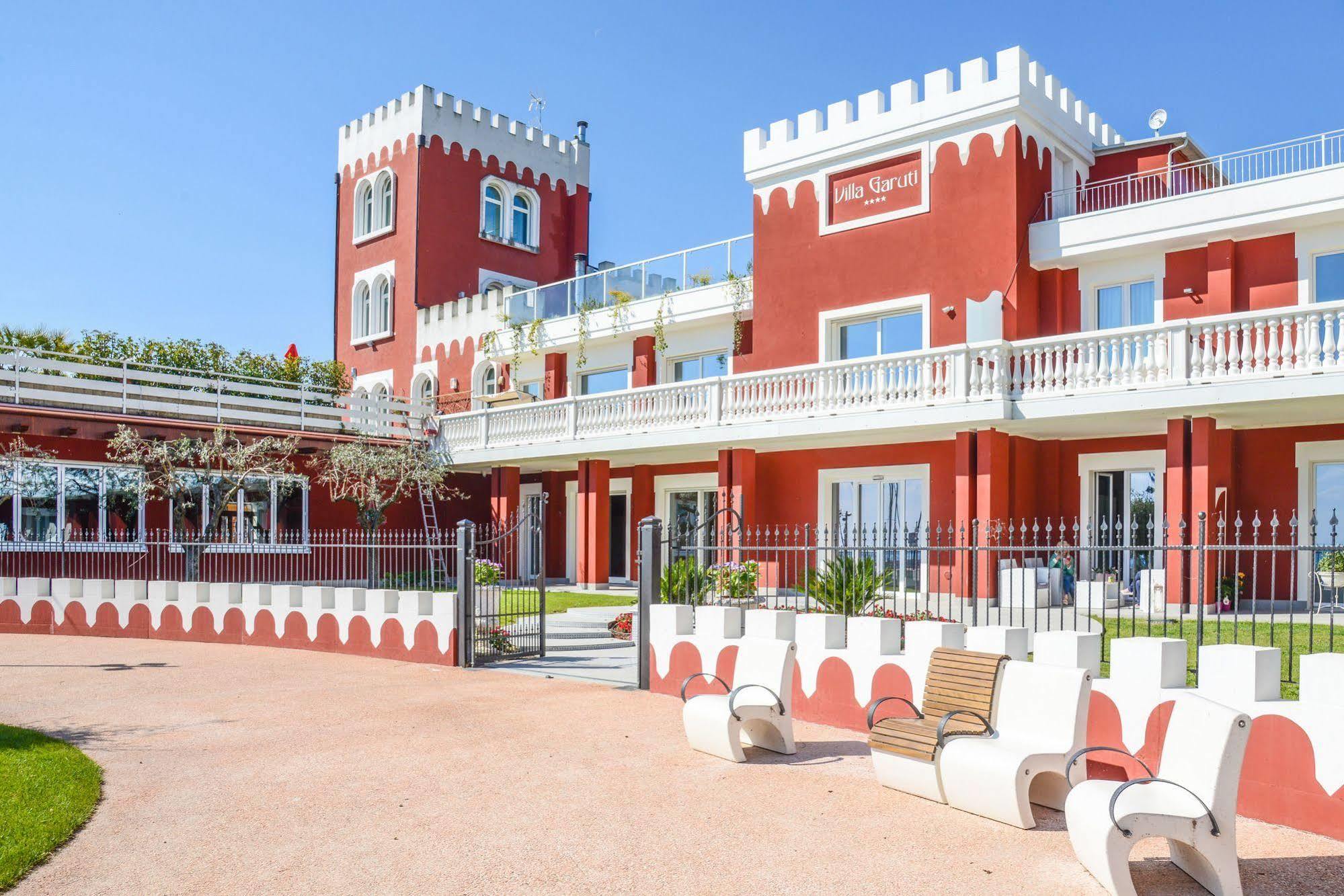Villa Garuti Village Padenghe sul Garda Esterno foto